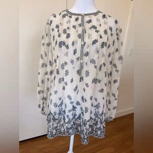 Black and White Floral sheer Blouse